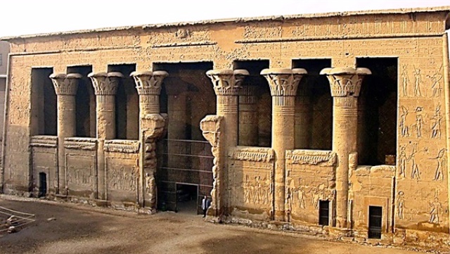 ESNA TEMPLE